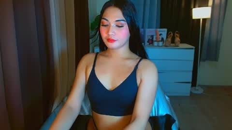 gabriela_deluxe online show from 4, 4, 2026
