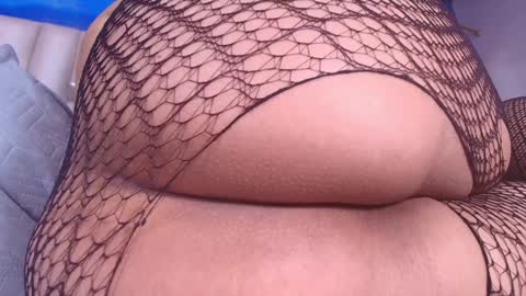 Snapshot of gabriela_leone chatting on 4, 2, 2025 gabriela online show from 4, 2, 2025