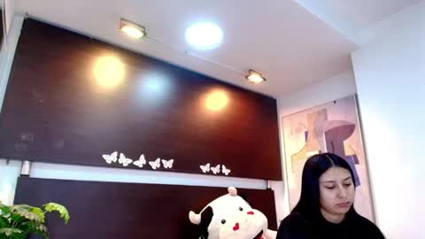 Gabby  online show from 4, 6, 2026
