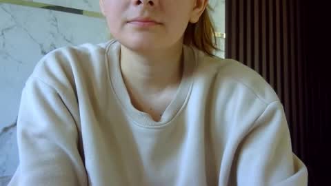 Gabriela Miller online show from 17, 11, 2025