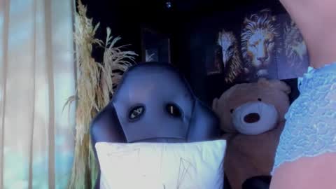 Gabriela Montes online show from 17, 2, 2025