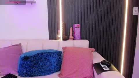 gabrielaa_miller_ online show from 9, 9, 2025