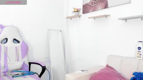 gabrielaa_miller_ online show from 16, 9, 2025