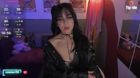 Snapshot of gabrielatorres1 chatting on 19, 11, 2025 Gabriela Torres online show from 19, 11, 2025