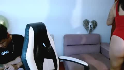 My name is Gabriela.. nice to meet you thumbs up please its very important to me online show from 28, 10, 2025