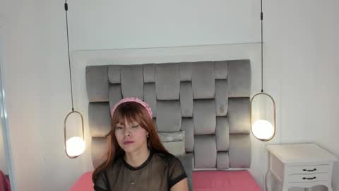 Snapshot of gaby_smit__ chatting on 8, 11, 2025 GABRIELA online show from 8, 11, 2025