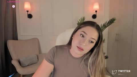 Snapshot of gaby_soleer chatting on 25, 9, 2025 gaby online show from 25, 9, 2025