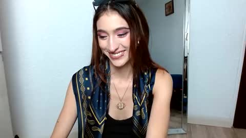 Snapshot of gabykovalenko chatting on 5, 3, 2025 Gaby online show from 5, 3, 2025