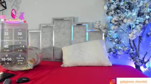 gabyyjones online show from 8, 10, 2025