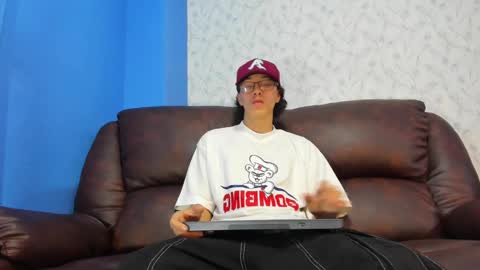 gadiel_sex online show from 10, 3, 2025