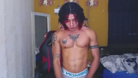 Snapshot of gael__david chatting on 2, 1, 2025 Gael online show from 2, 1, 2025