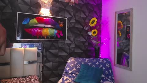 Snapshot of gael__david chatting on 5, 1, 2025 Gael online show from 5, 1, 2025