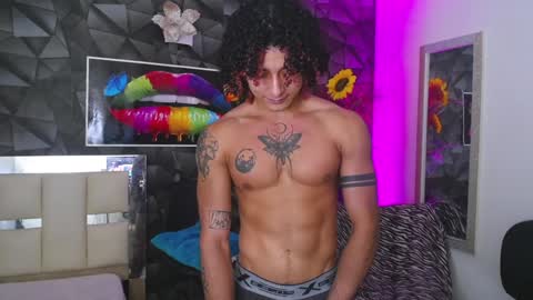 Snapshot of gael__david chatting on 24, 1, 2025 Gael online show from 24, 1, 2025