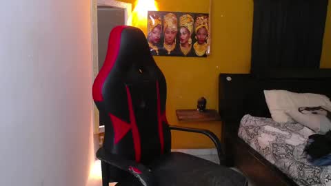 Snapshot of gael__david chatting on 18, 2, 2025 Gael online show from 18, 2, 2025