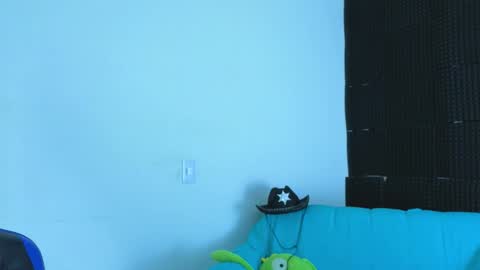 Snapshot of gael__david chatting on 12, 10, 2025 Gael online show from 12, 10, 2025