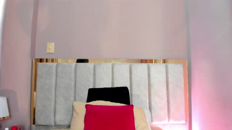 GahiaBelucci online show from 14, 4, 2026