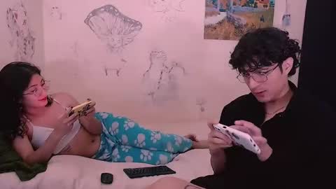 Gaia y Clayde online show from 4, 3, 2026