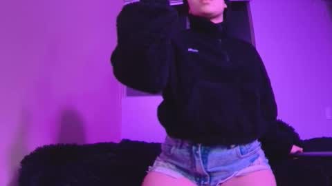 Snapshot of gaia_sweet_ chatting on 20, 9, 2025 gaia_sweet_ online show from 20, 9, 2025