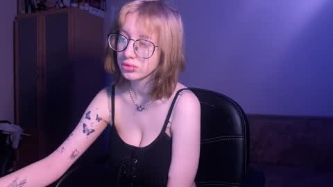 Snapshot of gamachu_ulfinaa chatting on 12, 1, 2025 GaamachuuUlfinaa online show from 12, 1, 2025