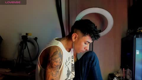 Snapshot of game__over420 chatting on 10, 1, 2025 game__over420 online show from 10, 1, 2025