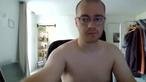 Snapshot of gaminexb24 chatting on 3, 8, 2026 FrenchBoyxb24 online show from 3, 8, 2026