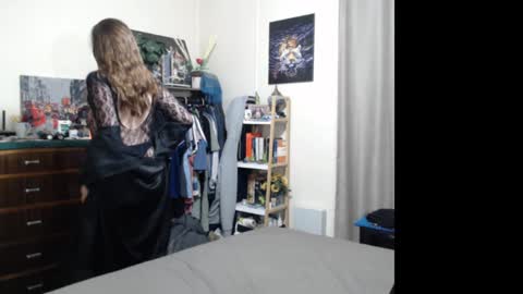 HOT  online show from 1, 2, 2025