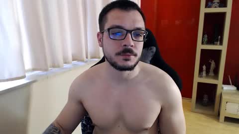 GangstaLover online show from 18, 4, 2026