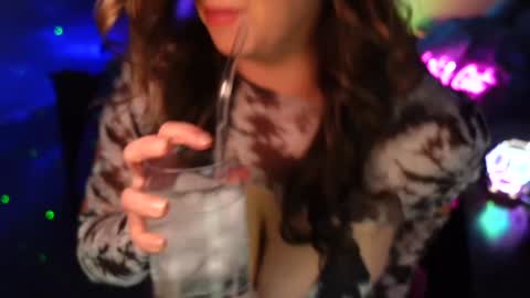 Snapshot of garagesex22 chatting on 3, 12, 2024 Jenna - be back MONDAY night. online show from 3, 12, 2024