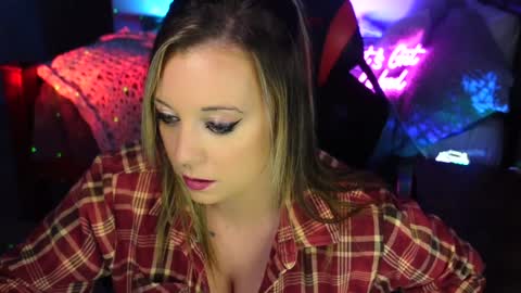 Snapshot of garagesex22 chatting on 9, 1, 2025 Jenna - be back MONDAY night. online show from 9, 1, 2025