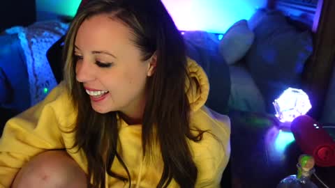 Jenna  - be back MONDAY night.  online show from 5, 2, 2025