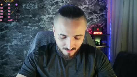 Chris  Dont forget to gift me thumb up Its very important to me and makes me happy AF  online show from 19, 2, 2025