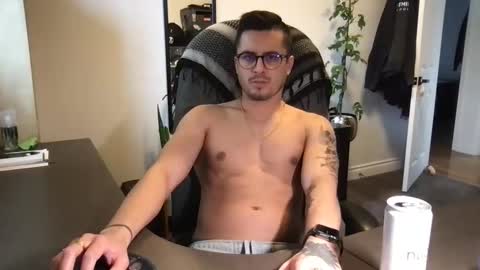  Aladdin online show from 8, 3, 2025