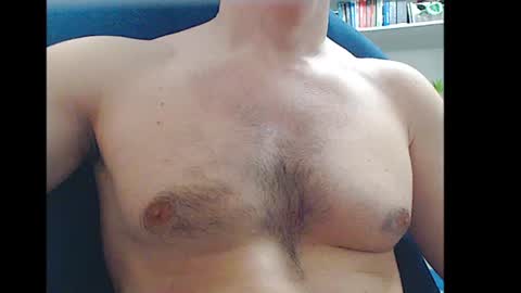 Snapshot of gatosarado23 chatting on 23, 6, 2026 gatosarado23 online show from 23, 6, 2026