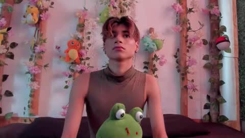 Snapshot of gaze_dream chatting on 30, 11, 2025 HAN online show from 30, 11, 2025