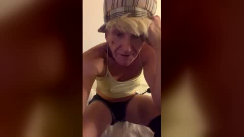 Snapshot of genderpalooza chatting on 3, 12, 2025 Lenzy LaCanada online show from 3, 12, 2025