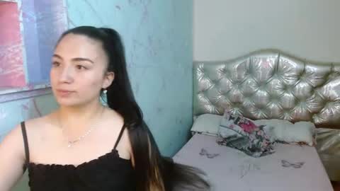 genesis_urrea online show from 25, 2, 2025