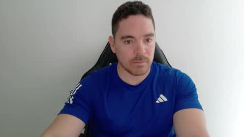 Snapshot of genesis_wb chatting on 23, 10, 2025 genesis_wb online show from 23, 10, 2025