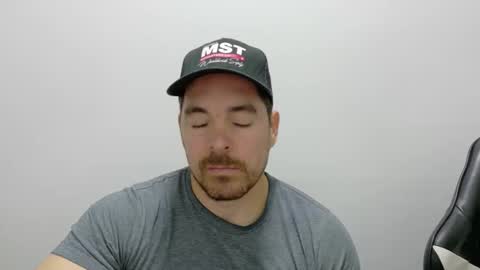 Snapshot of genesis_wb chatting on 5, 12, 2025 genesis_wb online show from 5, 12, 2025