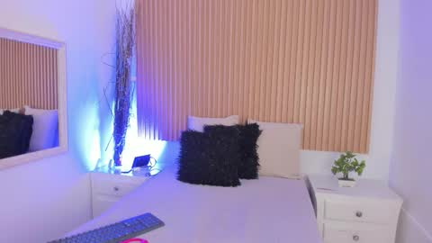     online show from 25, 2, 2026