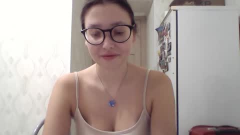 genev__ievee online show from 14, 11, 2025