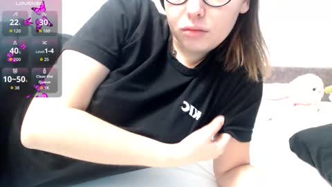 Snapshot of genev__ievee chatting on 14, 1, 2026 genev__ievee online show from 14, 1, 2026