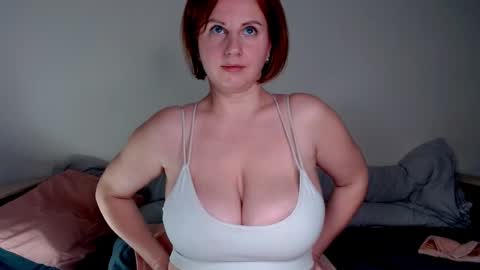 Snapshot of gentle__woman chatting on 5, 3, 2025 Chrisa online show from 5, 3, 2025