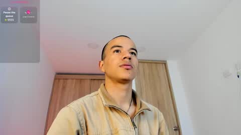 Snapshot of george_cams1 chatting on 3, 5, 2026 Jorge online show from 3, 5, 2026