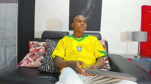 G E O R G E online show from 19, 12, 2025