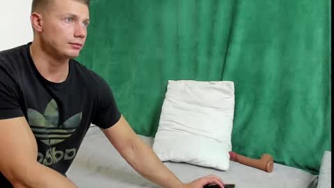 Snapshot of georgearmwrestler chatting on 2, 1, 2025 George my Fansly online show from 2, 1, 2025