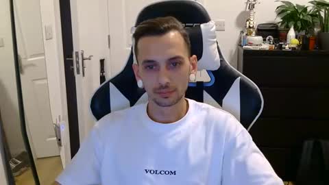 georgek0011 online show from 3, 10, 2025