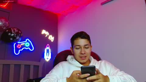 GEORGE online show from 12, 1, 2025