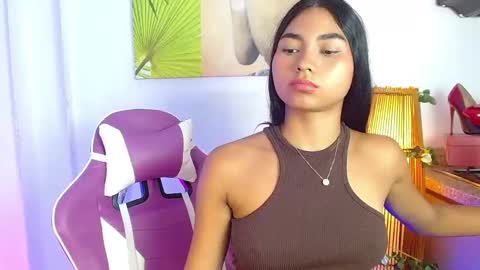 Snapshot of georgina_lulu chatting on 1, 2, 2025 georgina_lulu online show from 1, 2, 2025