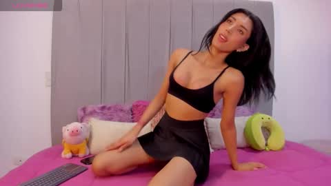 Snapshot of georginap chatting on 23, 11, 2025 GEORGINA online show from 23, 11, 2025