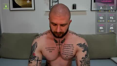 Snapshot of gerard_finbar chatting on 28, 11, 2025 Gerard Finbar online show from 28, 11, 2025